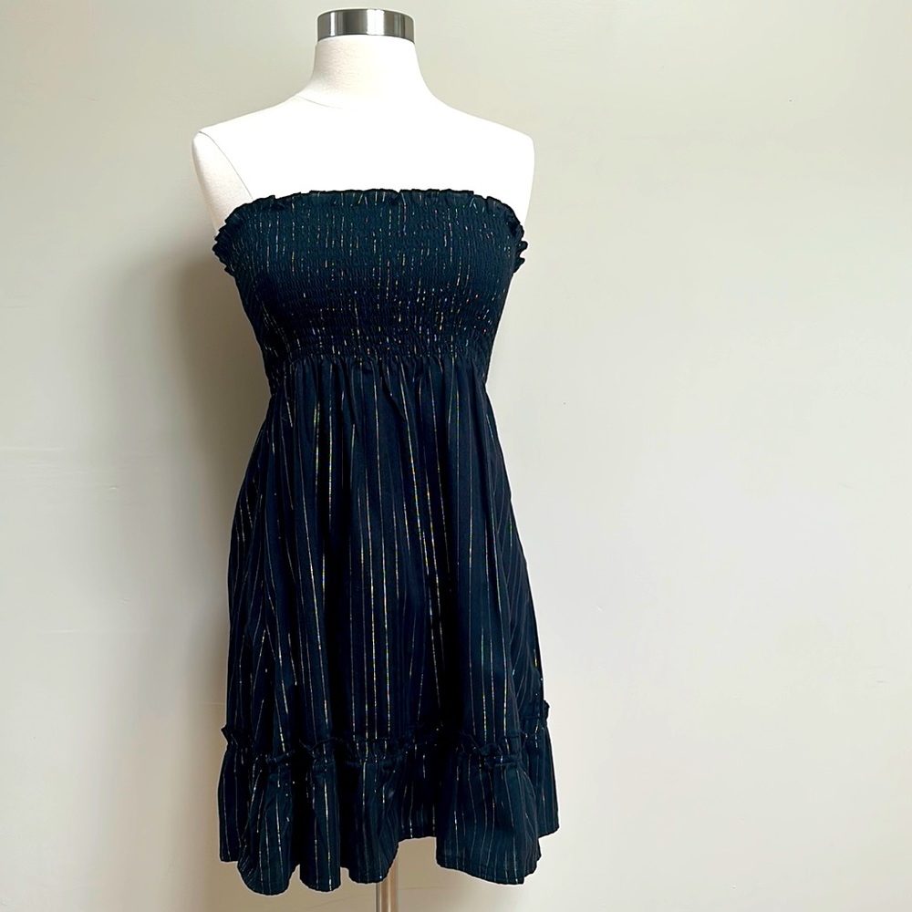 Strapless dress